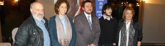 Ama-semeak protagonista, XX. Pasiñoan