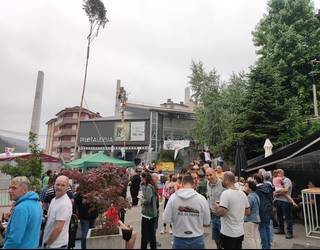 [EGITARAUA] Gustu guztiak asetzeko moduko jaiak antolatu dituzte Apatan