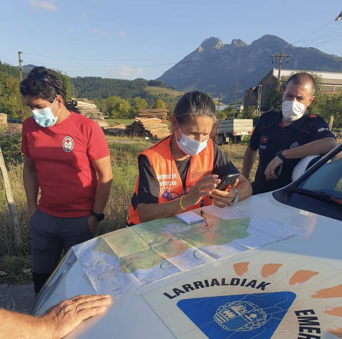 32 urteko gizonezko baten bila dabiltza Elorrion