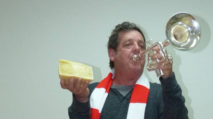 Trevor Hart, gaztagile australiarra: "Musikak melodia, konposizioa eta erritmoa dauzka, eta gaztagintzak ere bai"