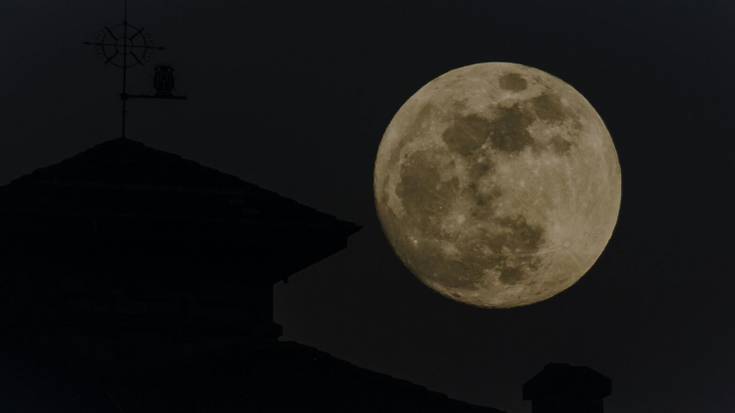 Urkatuaren Etxe atzetik badator... Superilargia