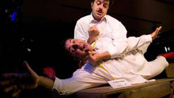Shakespeare-ren hainbat lan, Mofa e Befa galiziarren eskutik, umorez