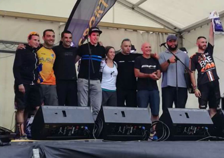 Juanan Arrinda eta Mikel Mendizabal maila handian aritu dira Lezamako BTT Enduro proban