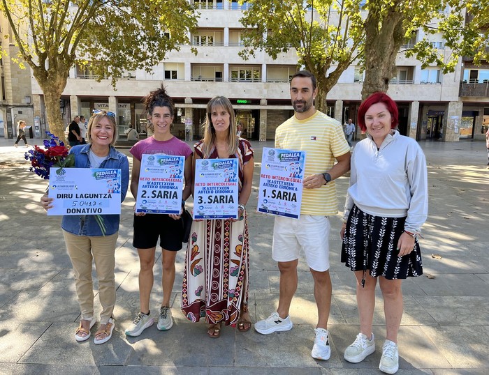 Bizikleta Solidarioaren bidez 5.041 euro batu dituzte La Cuadri Del Hospi elkartearentzat