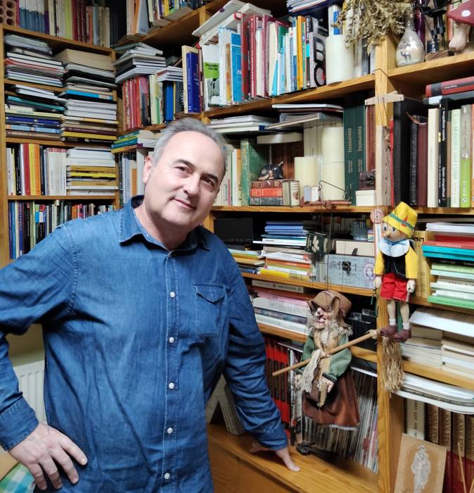 "Aspalditik zebilkidan buruan alegia bat idazteko gogoa"