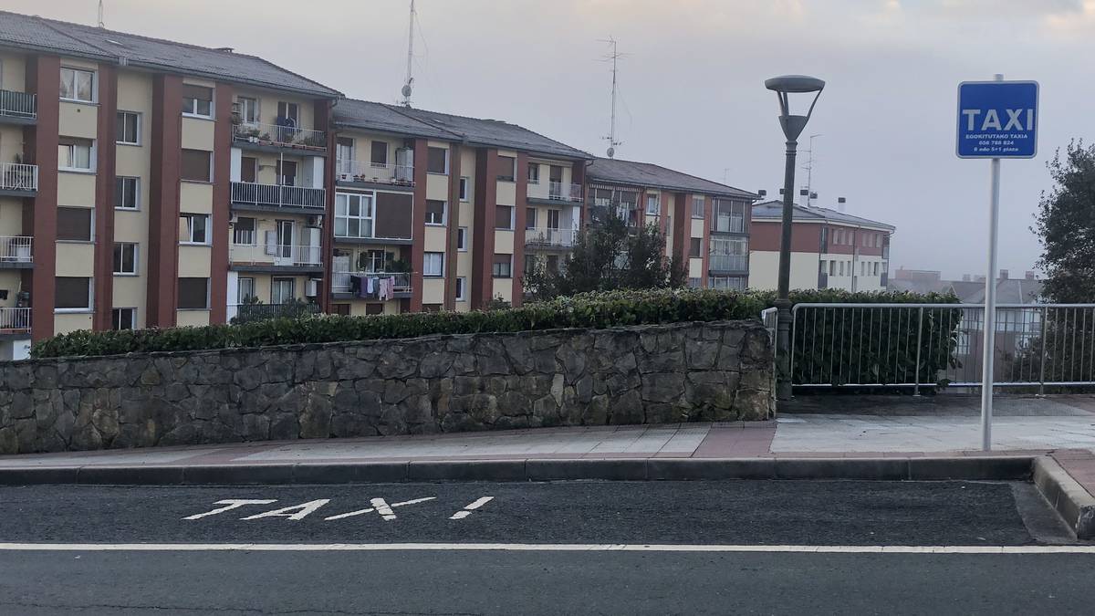 Mallabian auzo-taxi zerbitzua erabiltzeko txartela eskatu eta berritu egin behar da