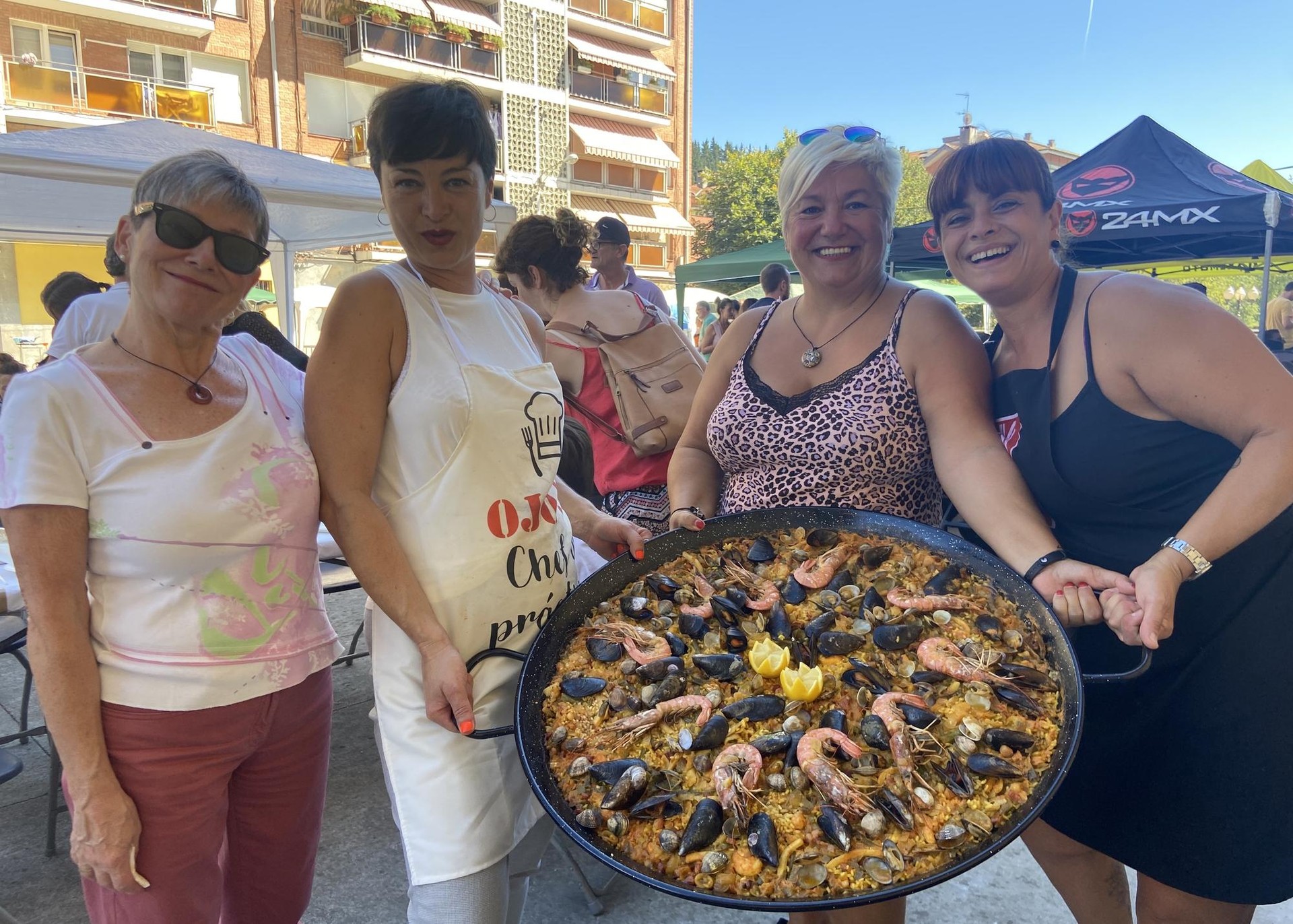 [EGITARAUA]: Paella txapelketa eta kontzertuak, besteak beste, Muntsaratz auzoko jaietan