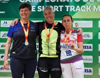 Sonia Oceja durangarrak master mailako Espainiako txapelketa irabazi du salto hirukoitzean