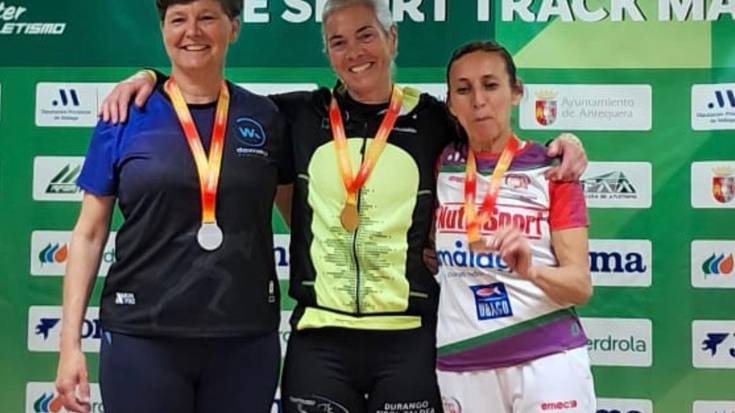 Sonia Oceja durangarrak master mailako Espainiako txapelketa irabazi du salto hirukoitzean