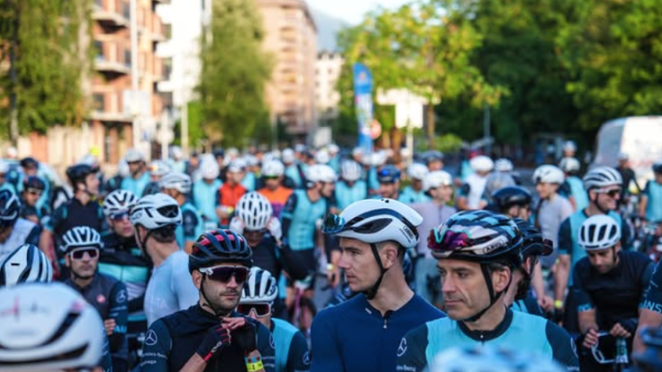 [SAILKAPENA]: Ehundaka txirrindulari batu zituen BIBE Transbizkaia martxak