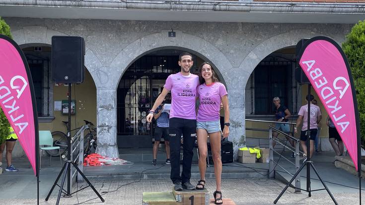 [SAILKAPENA]: Leire Uribek eta Ander Jauregik jantzi dute Durangaldeko Kopako liderraren elastikoa