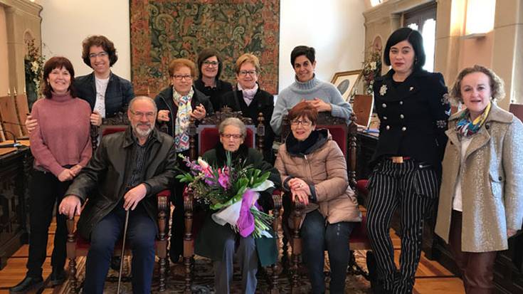 Paki Barcenilla, 105 urteko bidaiari nekaezina