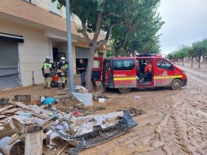 Abadiñok uretarako 100 bota altu jarriko ditu eskuragarri Valentziako uholdeek eragindako eremuetara bideratzeko