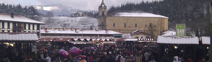 San Blas eguna da gaur, feriazaleek gorriz seinalatua