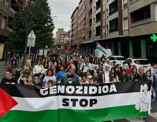 Palestinako genozidioa salatzeko manifestazio eta kontzentrazioak egin dituzte