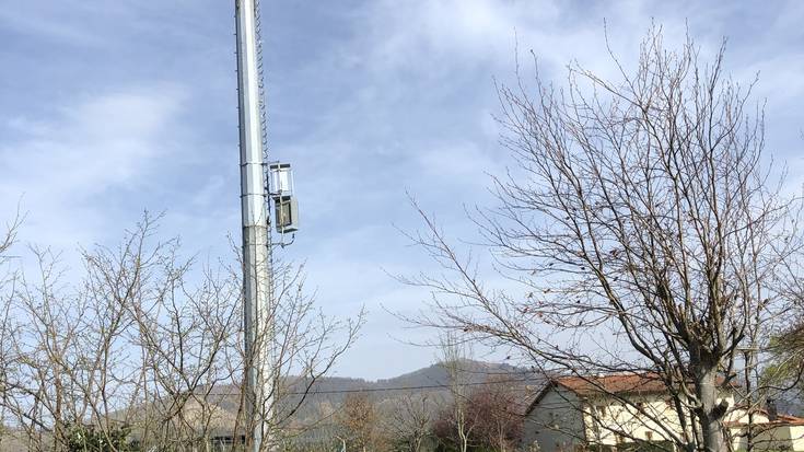 Antenak zein baldintzan eta non ipini zehazten duen ordenantza onartu du Mallabiko Udalak