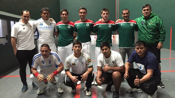 Peru, Bolivia, Mexiko, Txile eta Uruguayko pilotariek Abadiñoko trinketean jokatuko dute