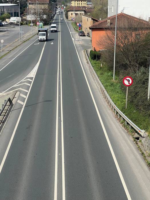 Arriandiko Akiñenako espaloia egiteko lanak hasi dituzte Iurretan