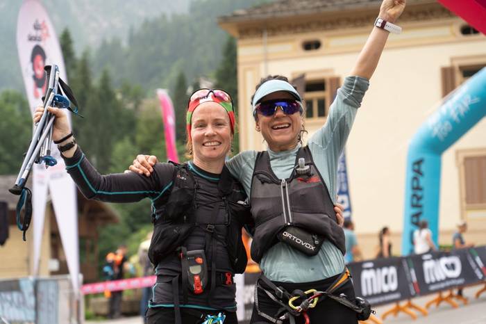Oihana Azkorbebeitia podiumaren atarian Monte Rosa Skymarathon lasterketan, Italian