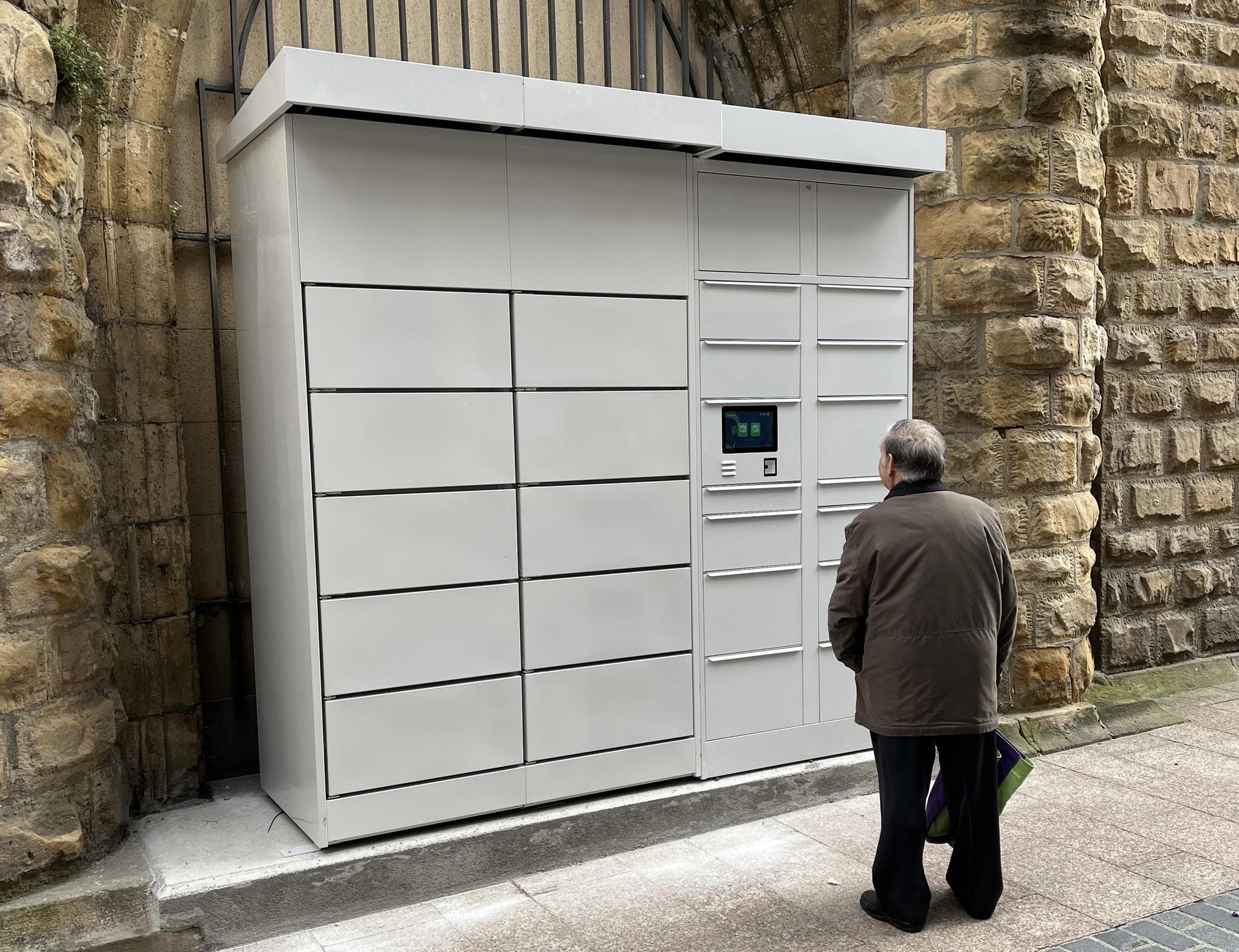 Durangoko Udalak locker adimendunak jarri ditu