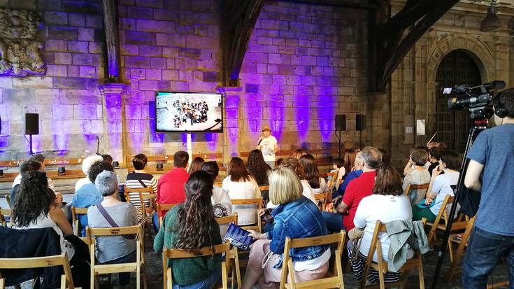 Aurkene Pagalday, Ane Barreinkua eta The Van taldea izango dira bosgarren Pechakucha saioko protagonistak