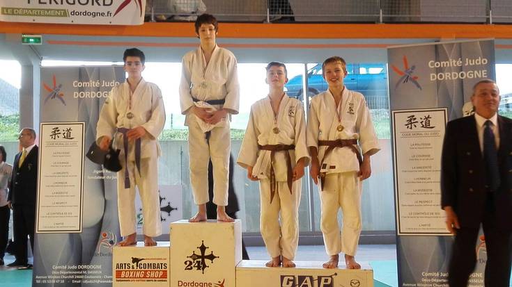 Aimar Aiartzaguenak urrezko domina irabazi du Akitaniako txapelketan