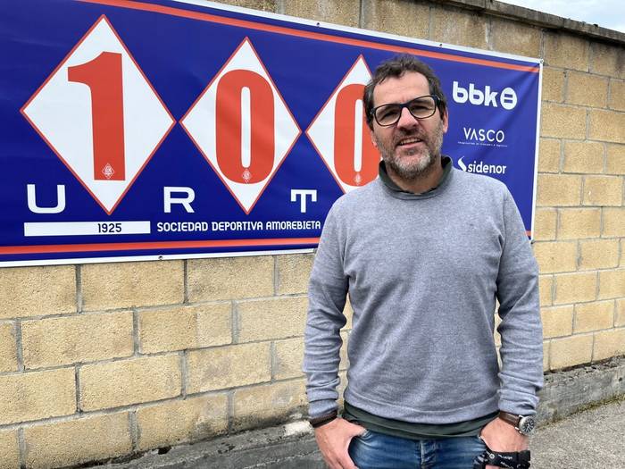 "Bizi-bizirik dagoen klub bat uzten dugu, lotura estua duena herriko jendeagaz "