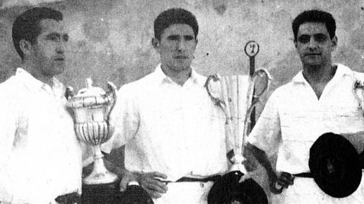 Hilario Azkarate pilotari ohia hil da