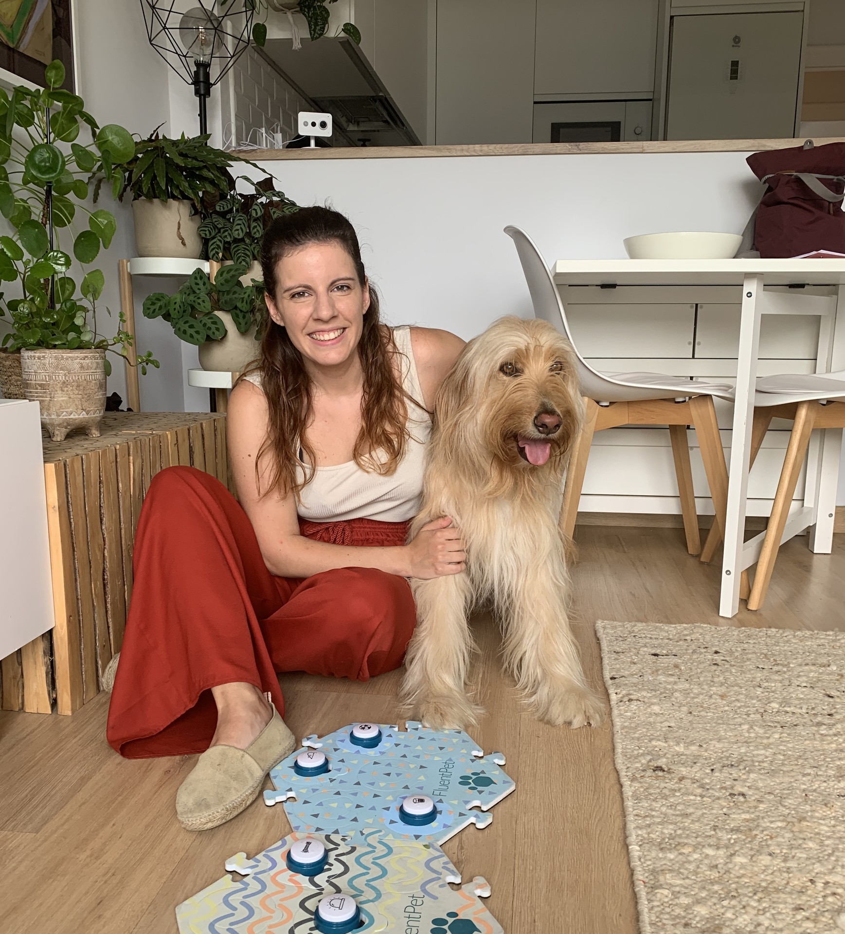 "Brani zeozer adierazteko, nik neuk ere erabiltzen ditut botoiak"