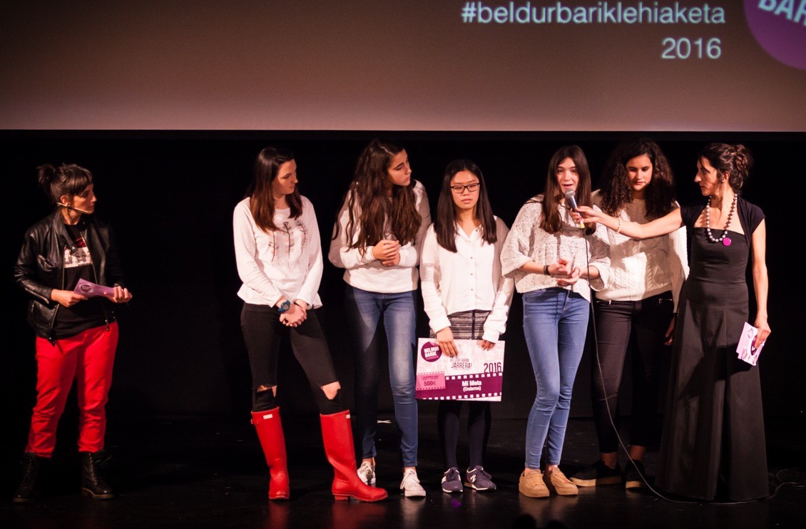 Beldur Barik lehiaketa martxan da Durangaldean 