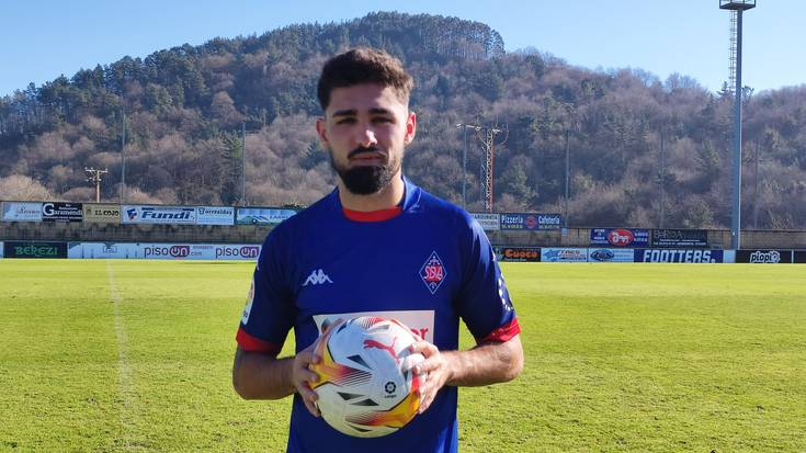 “Banuen gogoa berriro protagonista sentitzeko futbol talde batean"