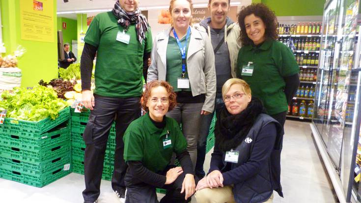 Carrefour supermerkatua zabaldu dute Intxaurrondon