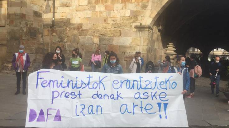 Miarritzeko hilketa matxista salatu dute Durangon eta Berrizen