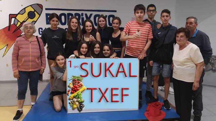Elorrioko 301 lagunek parte hartu dute 'Belaunaldi artean' programan