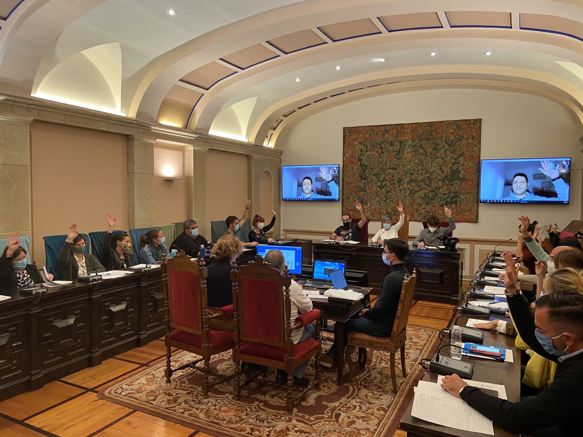 Erabaki plataforma: "Inplikatzeko eta parte hartzeko unea iritsi da"