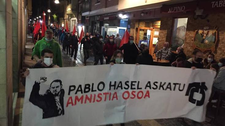Pablo Haselen askatasuna eskatzeko manifestazioa egin dute Durangon