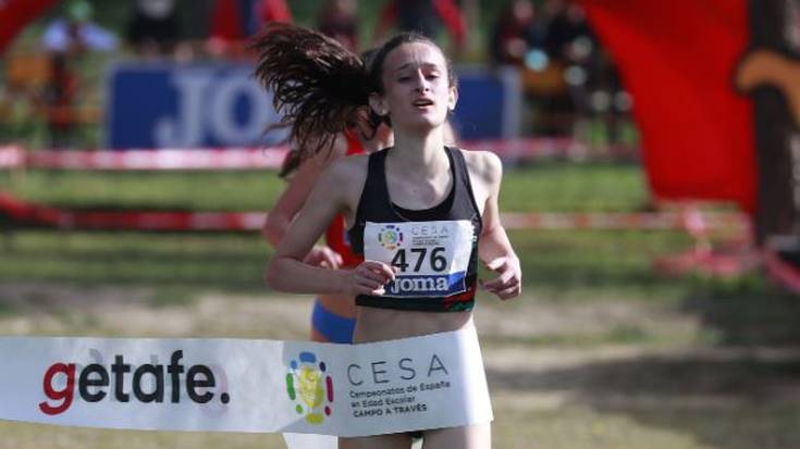 Laia Cariñanos kroseko Espainiako txapeldun 18 urtez azpiko mailan