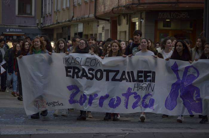 Ikasle mugimenduaren manifestazioa indarkeria matxistaren kontra