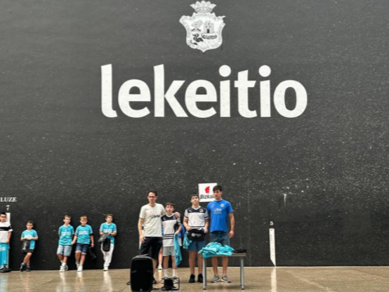 Durangoko zesta eskola Bizkaiko txapeldun berriro, 27 urte eta gero
