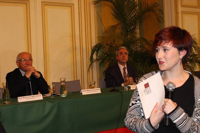 Ainara Menoyo: “Pribilegiatuak sentitu gara, hautaketa egiteko grabazio guztiak entzun ahal izan ditugulako”