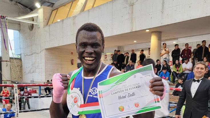Michel Diatta durangarrak Euskadiko boxeo txapelketa irabazi du