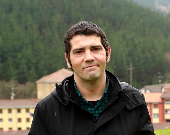 Igor Agirre alkateak "barkamena" eskatu du eta udalak ordenantza bat landuko du antenen inguruan