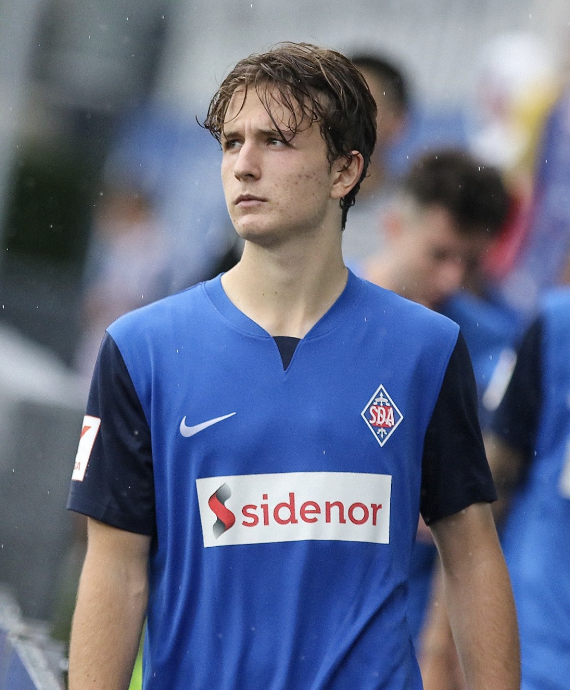 Felix Galarreta Amorebietako jokalaria "astiro-astiro hobetzen" ari dela jakin eragin du klubak