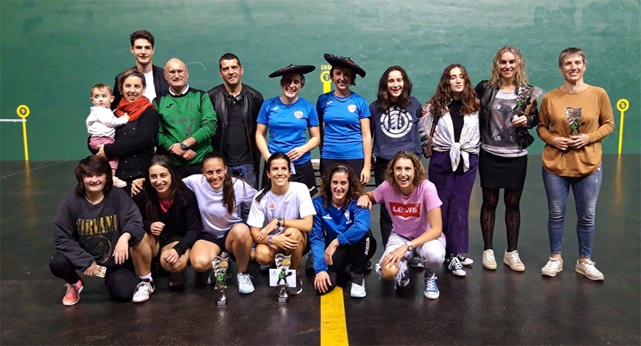 Salamankako eta Burgoseko bikoteak irabazi du emakumeen frontenis txapelketa Mallabian