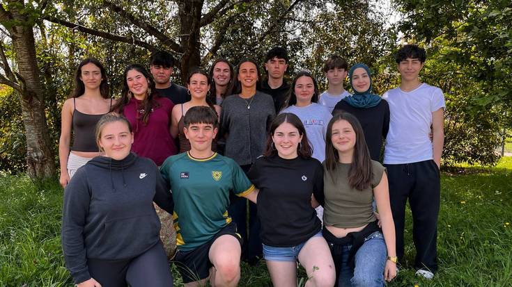 Eskualdeko ikasleek antzezlan bihurtu dituzte gerrako umeen testigantzak