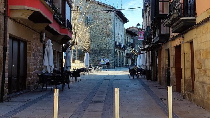 Urriaren 19an martxan jarriko da Elorrioko hirigune historikoko zati baterako sarbideak kontrolatzeko sistema berria