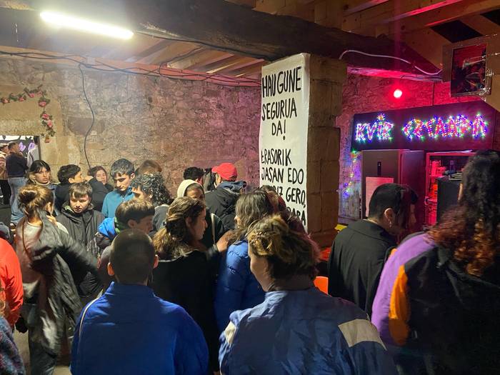 [EGITARAUA]: 'Ekuirnokzioa' Durangoko gaztetxera iritsiko da martxoaren 14an