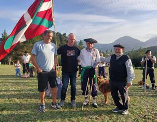 Karlos Ardanza abadiñarrak irabazi du Euskal Herriko ardi-txakurren txapelketa