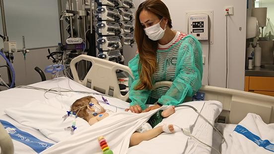13 urteko mallabiar bati gibeleko transplantea egin diote Katalunian