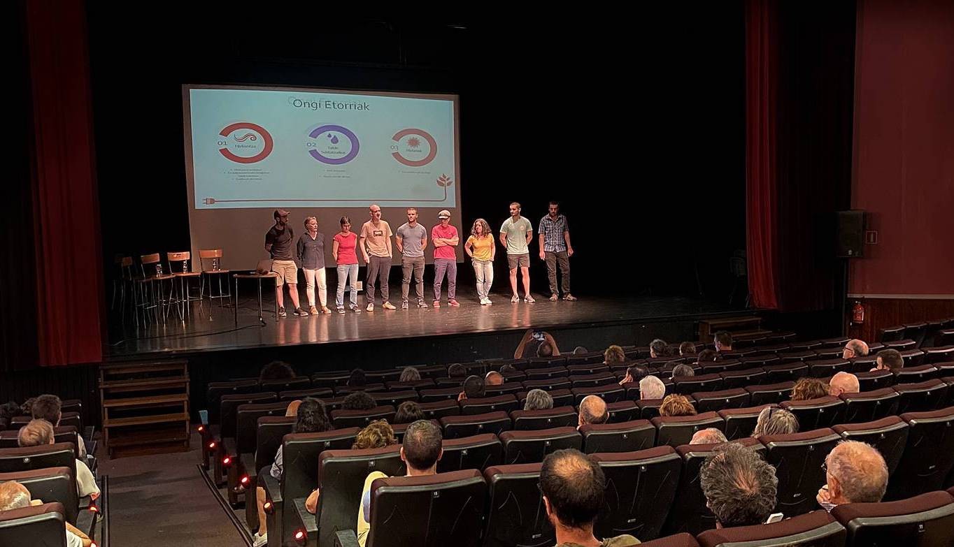 Argiñola, Elorrioko energia berriztagarrien komunitatea aurkeztu dute
